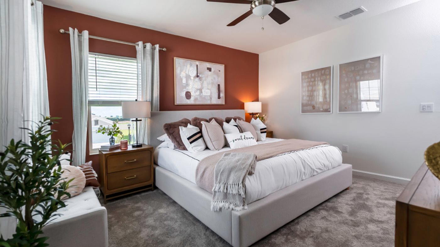 OLH_1727_Pic_Landcaster_Owners_2of2_F2